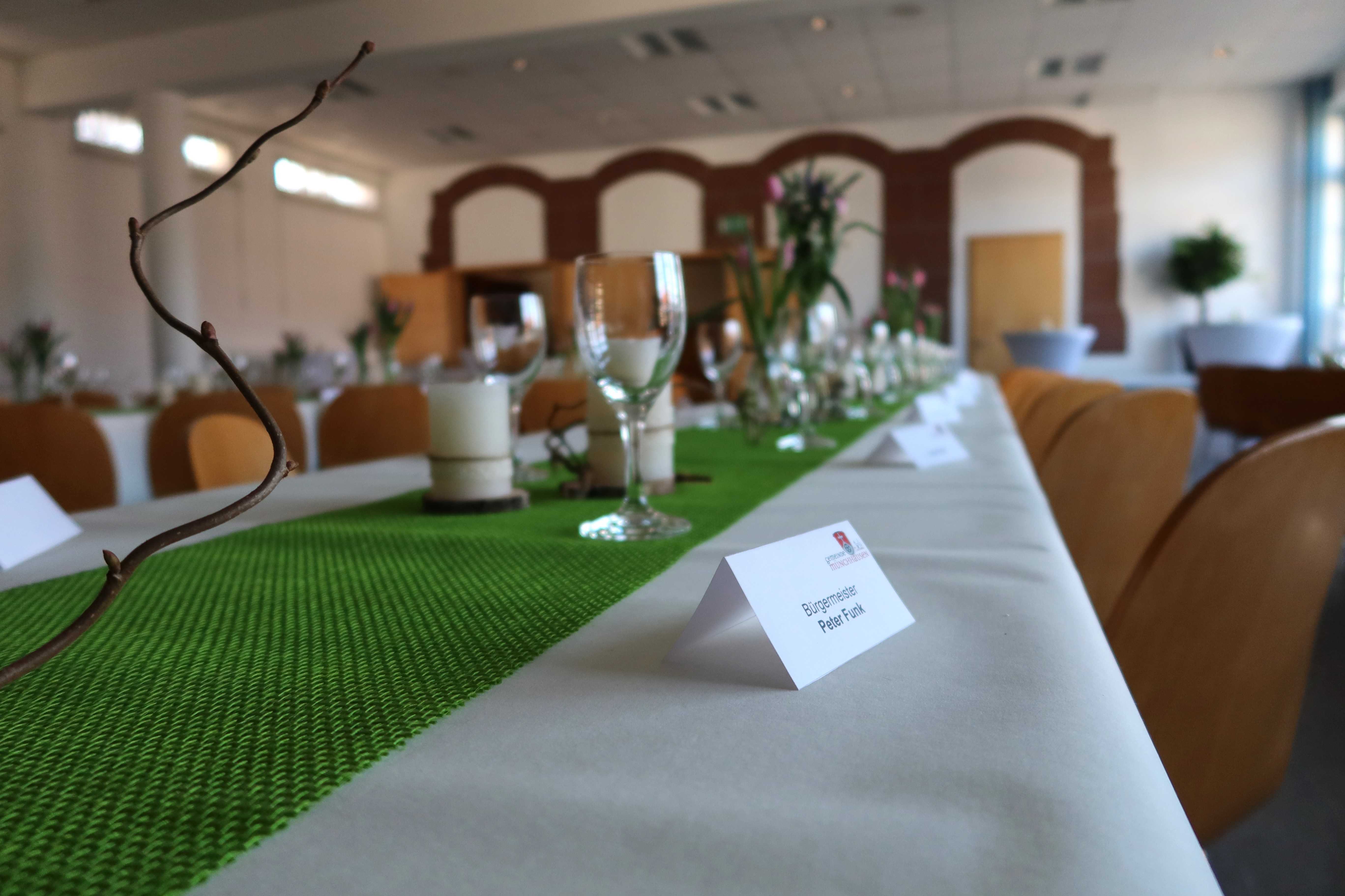 Bild gedeckter Tisch