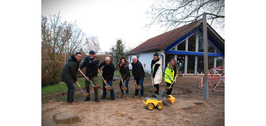 Bild Spatenstich Kindertagesstätte Kesterburg, Münchhausen