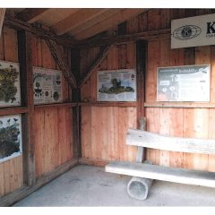 Innenansicht Infohütte Kinderklimawald