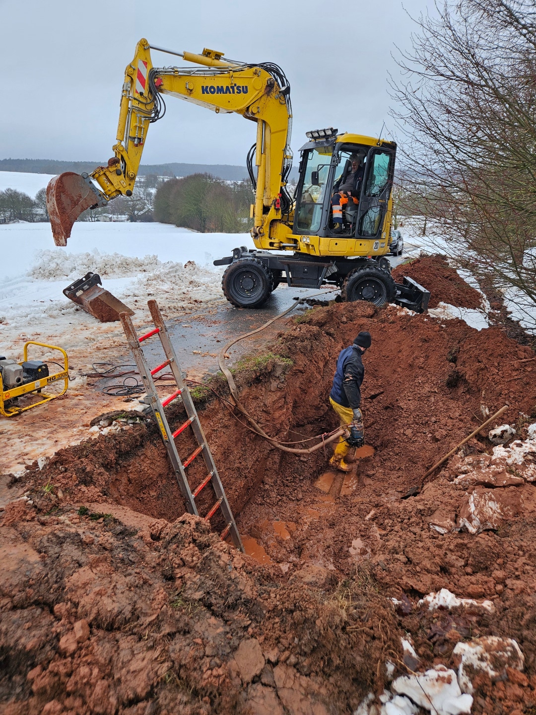 Reparatur Wasserrohrbruch Fallleitung Wollmar